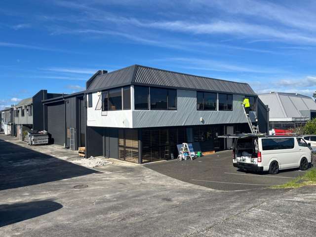 1/18 Neilpark Drive East Tamaki_1