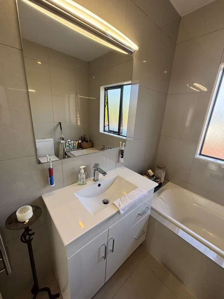 9 Thornlow Street Glendene_11