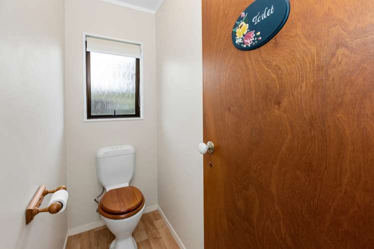 8 Eliot Place Leamington_20