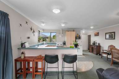 2/75 Mclauchlan Street_1