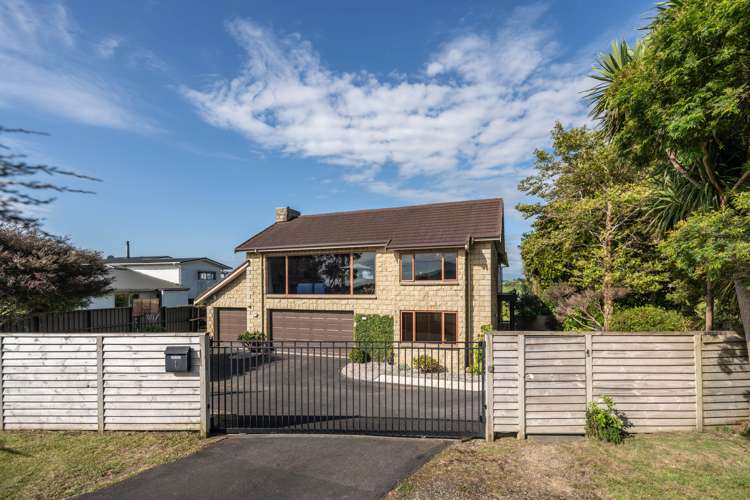 1 Lorenzen Bay Road Raglan_39