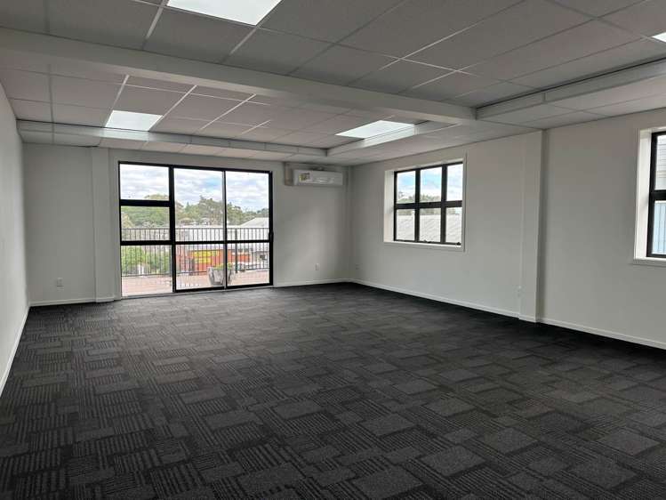 3067 Great North Road New Lynn_5