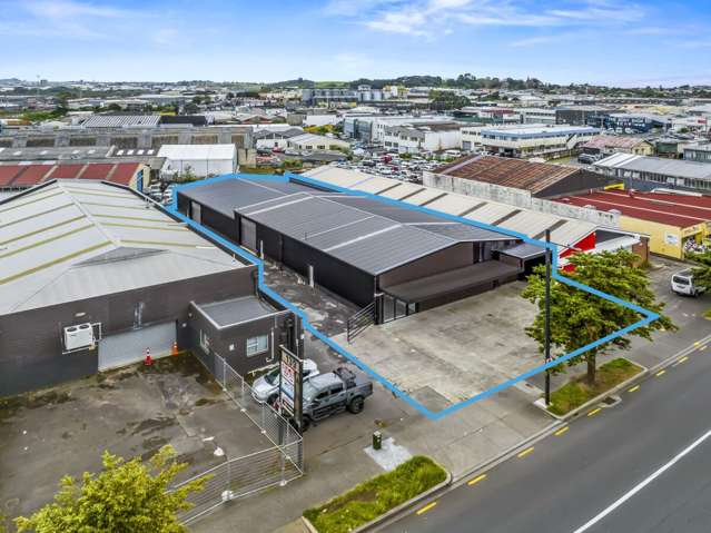 Affordable Warehouse + Yard Space