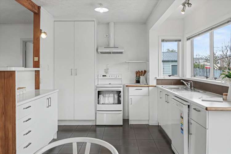 15 Carlisle Street Greerton_3