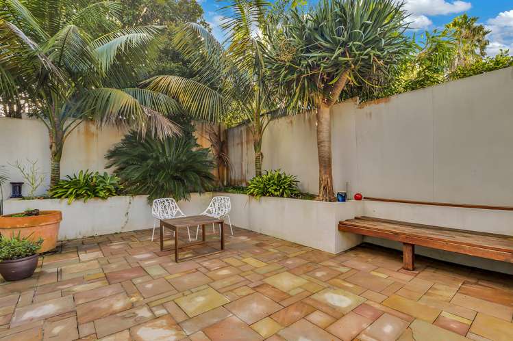 39d Wright Road Point Chevalier_13