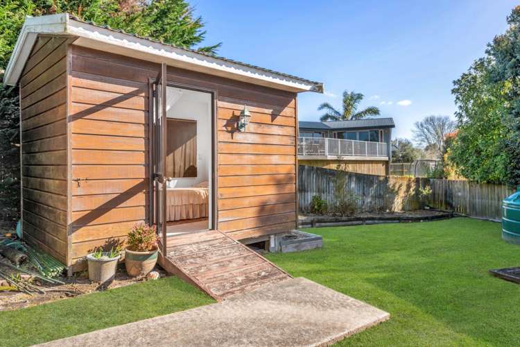 5 Lomeer Way Beachlands_26