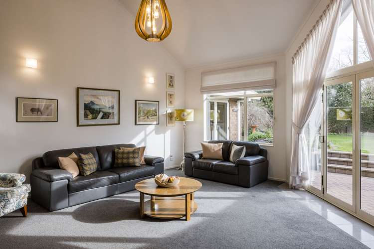 10 Helmsdale Court Huntington_10