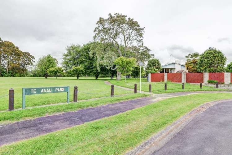 26 Te Anau Place_4