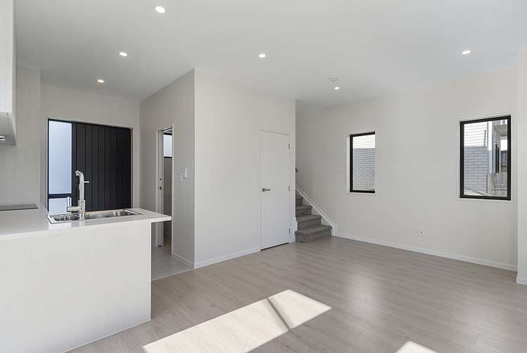 2/47 Arawa Street New Lynn_1