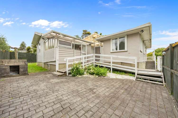 14 Chilcott Road Henderson_5