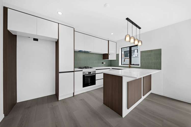Lot 2 /17 Greenmeadows Avenue Manurewa East_10