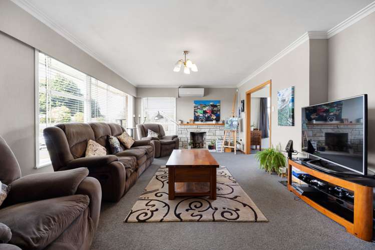 15 Springfield Crescent Enderley_5