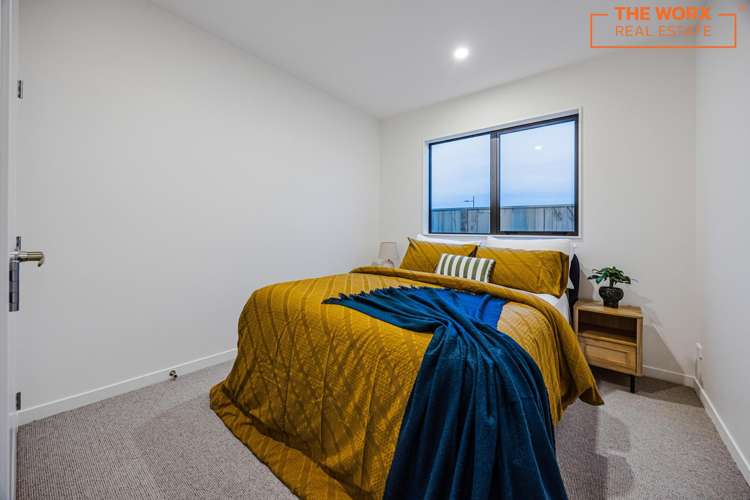 6 and 8 Ihi Place Karaka_6