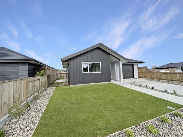 KELVIN GROVE - 3 BEDROOMS