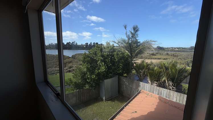 24 Stranraer Crescent Wattle Downs_14
