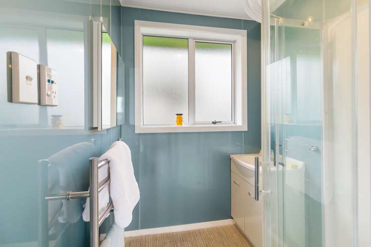 87 Grants Road Marchwiel_8