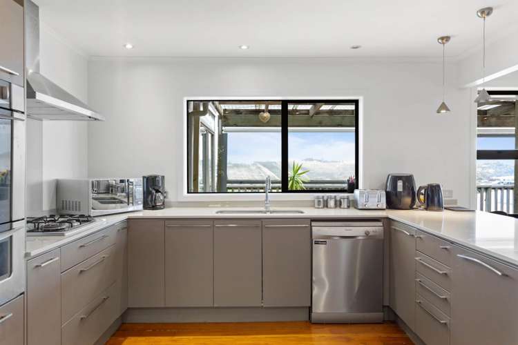 6 Grandview Road Stanmore Bay_7