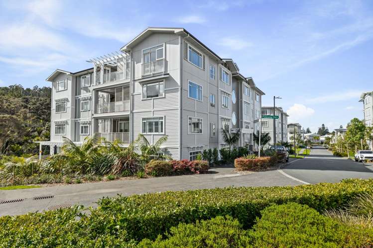 90 Eaves Bush Parade Orewa_29