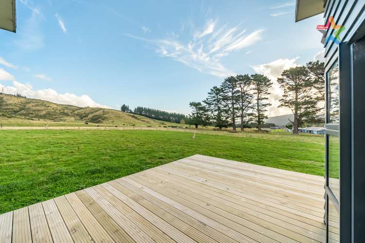 9 Turksma Lane Kaitoke_3