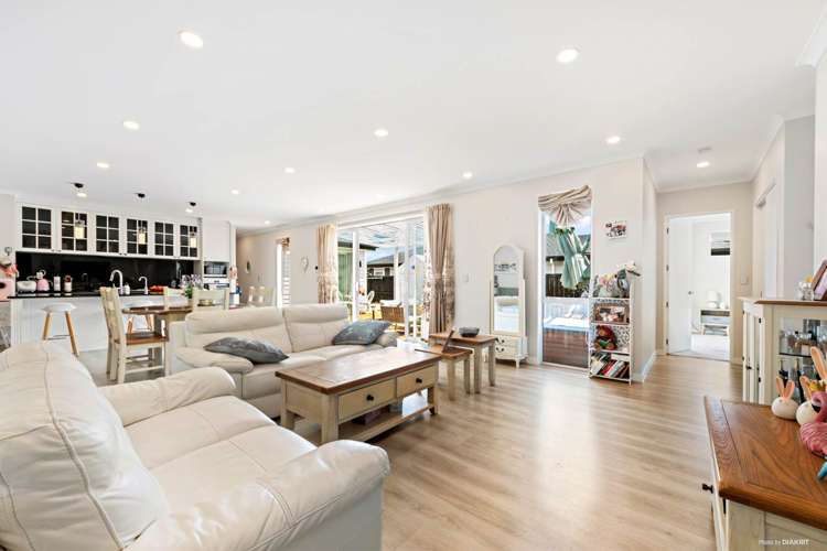 4 Tararua Street Massey_3