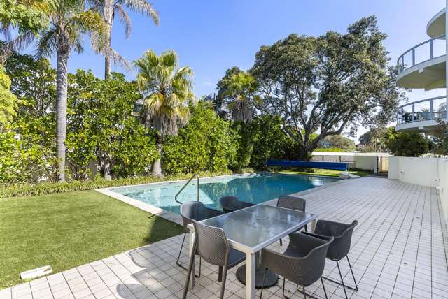 2B/4-6 Collins Street Takapuna_2