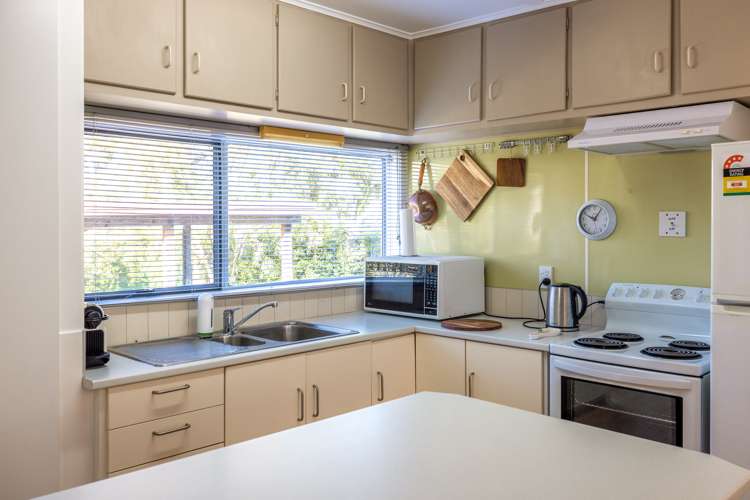 12 Natzka Road Ostend_11