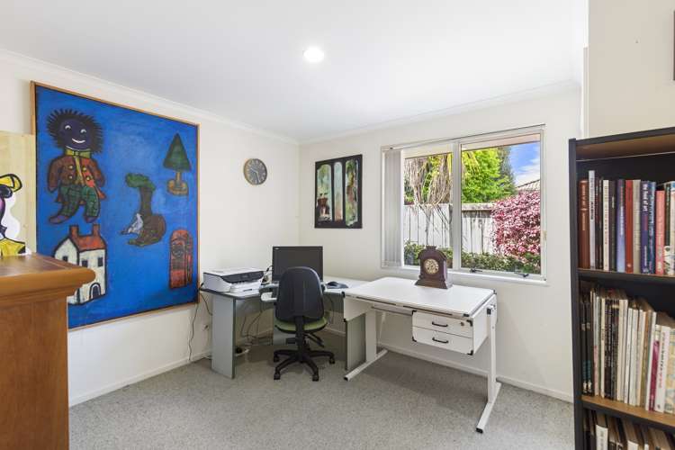 6 Farnham Close Rototuna North_5