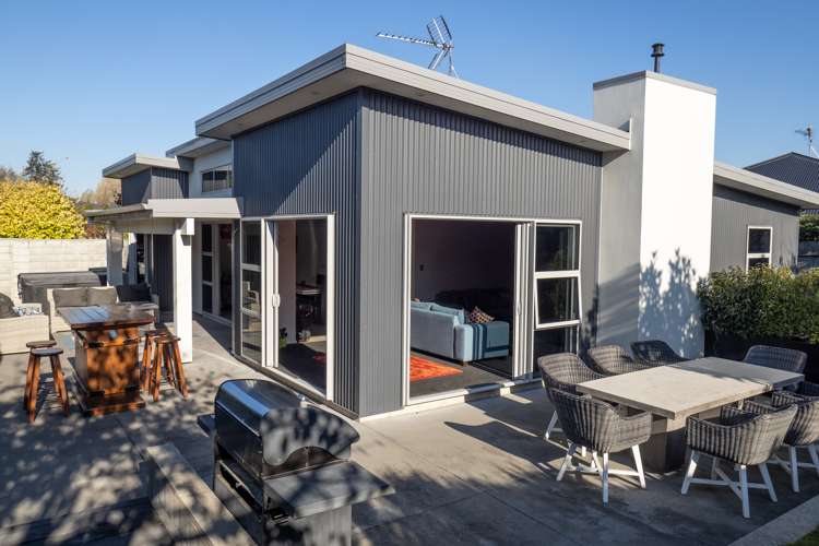 27 Geoff Geering Drive Netherby_18