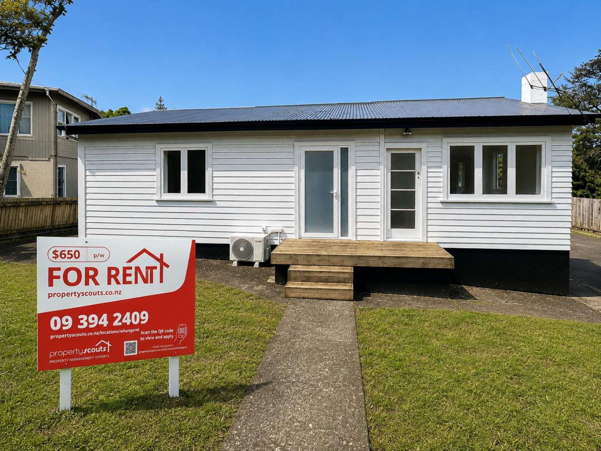 4 Snake Hill Road 11601_0