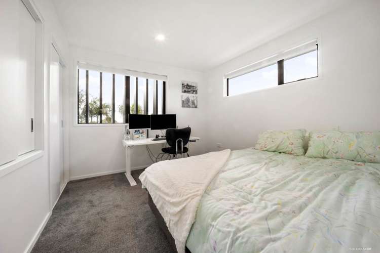 4/80 Awaroa Road Sunnyvale_7