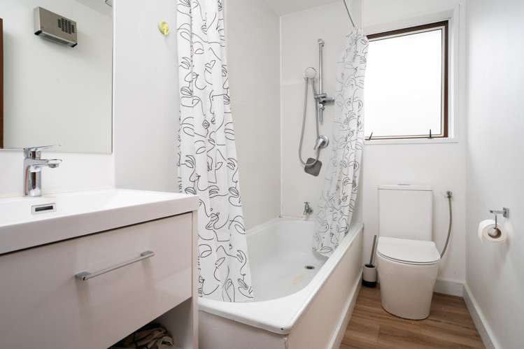 4/8 Peer Street Upper Riccarton_10