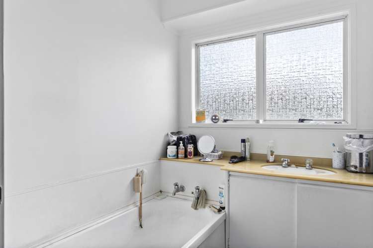 92 Amanda Avenue Dinsdale_6