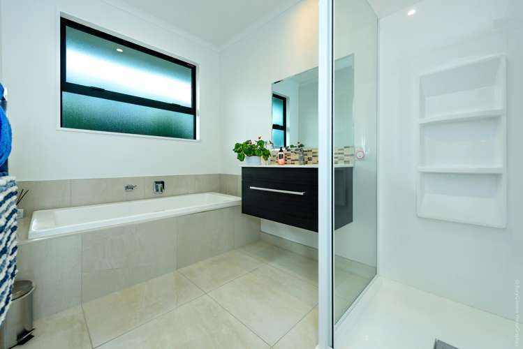 28 Veuve Drive Lincoln_18