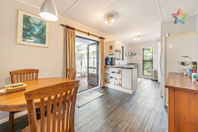 325 Wellington Road Wainuiomata_1