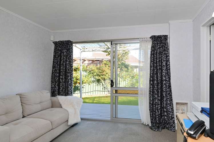 7 Wynyard Crescent Tamatea_10