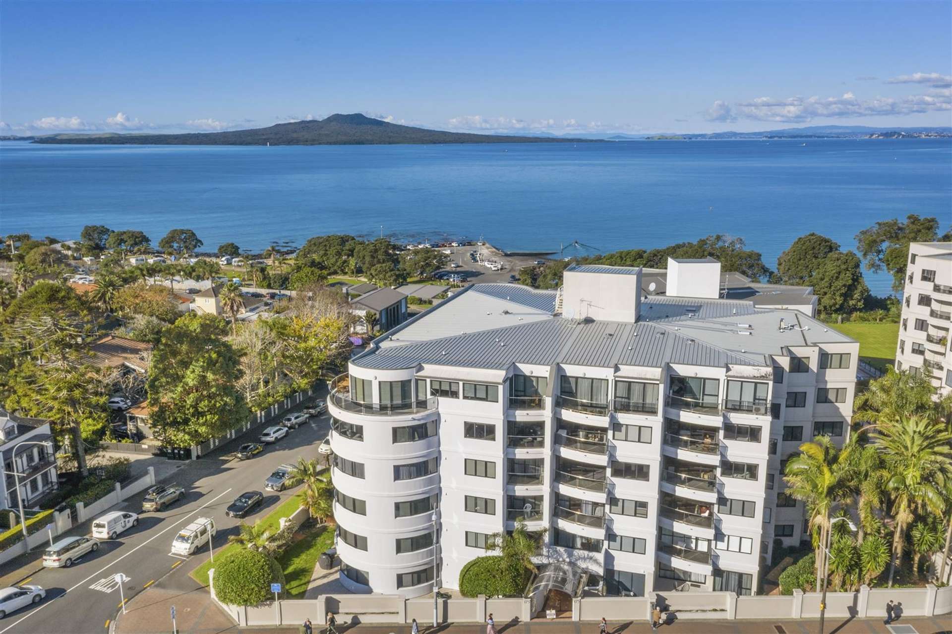 3g/175 Hurstmere Road Takapuna_0