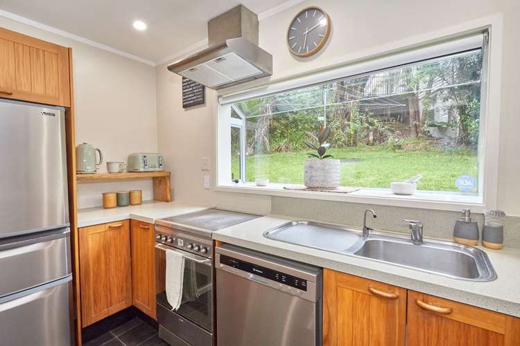 27 Coroglen Avenue Birkenhead_6