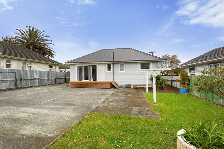 12 McKay Street Wainuiomata_2