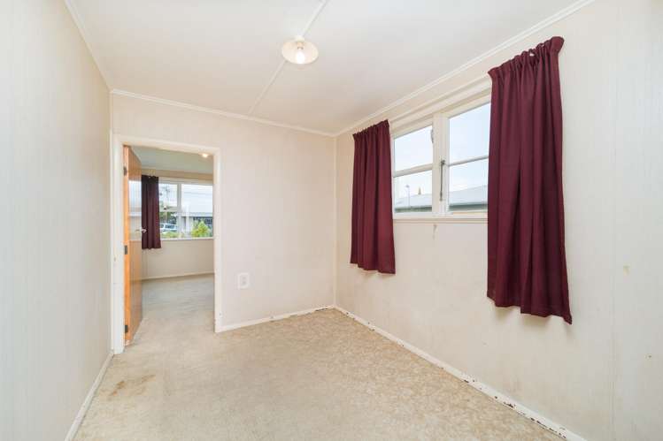 68 Monmouth Street Feilding_17