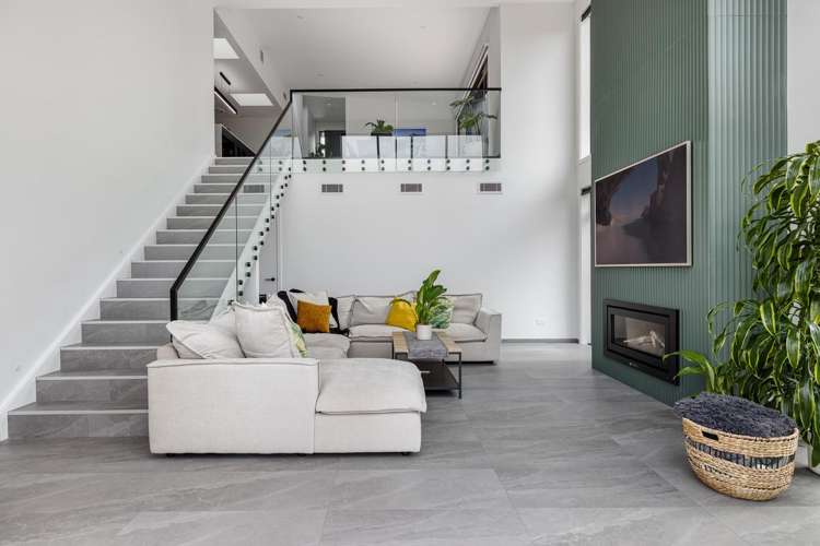 11 Lily Way Pyes Pa_13