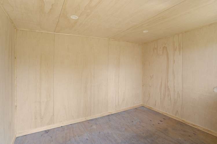 1825 Cust Road Cust_18