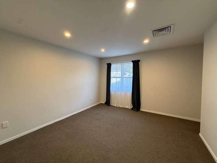 102 Owairaka Avenue Mount Albert_9