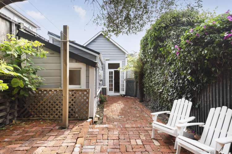 85 Wallace Street Mount Cook_11