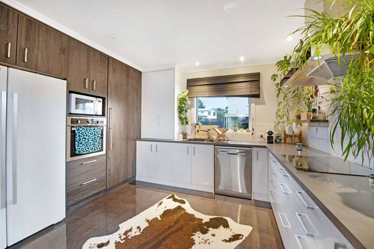 8 Warren Kelly Street Richmond_9