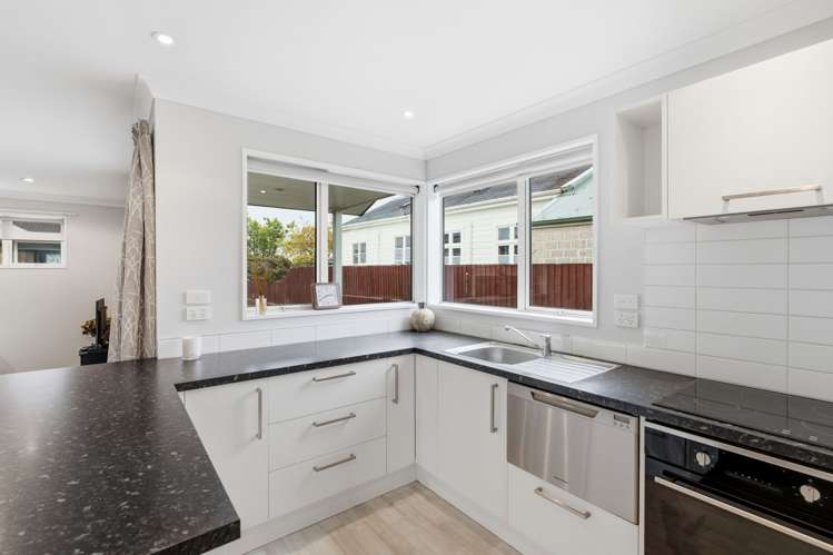 2/121 Marriotts Road_2