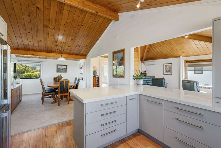 18 Ocean Road Ohope_10