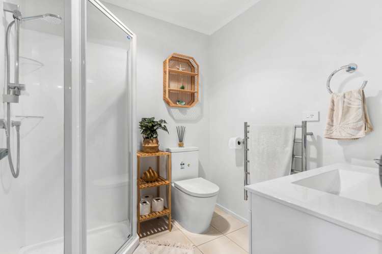 15 Clea View Gulf Harbour_11