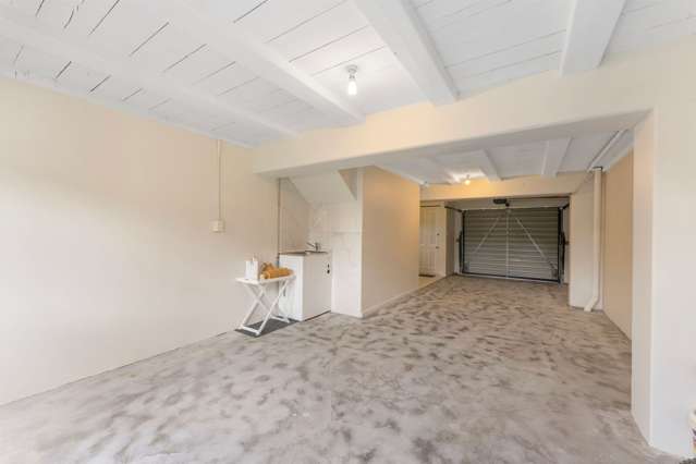 3/337 Armagh Street Linwood_3