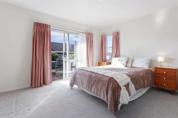 30 The Grove Red Beach_8