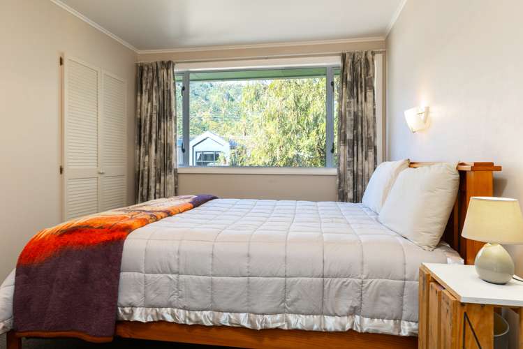 48 Beach Road Waikawa_14